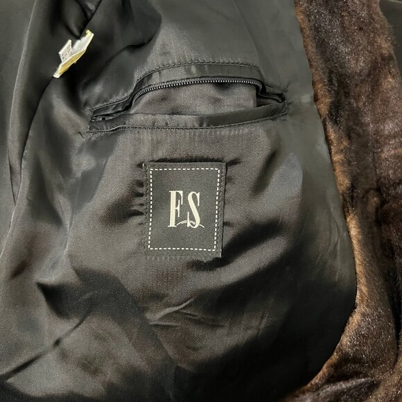 Fur Coat - Picture 3 of 5